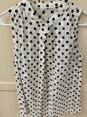 J. Crew White Sleeveless Navy Polka Dot Button-Up Blouset